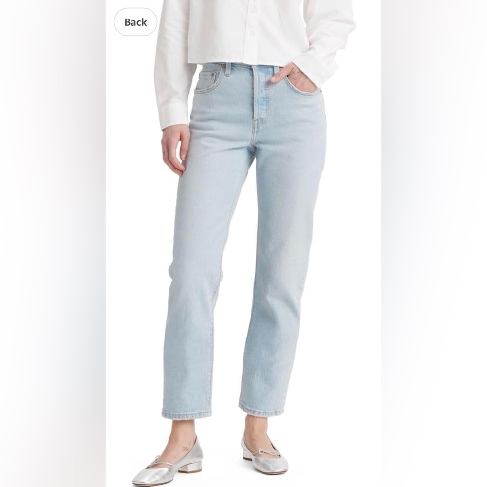 Levi's Women's Light Blue Straight Leg Jeans